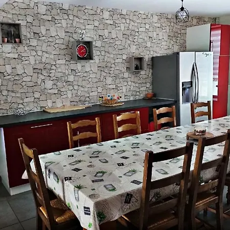 Aux P'tits Cabris Lahayville