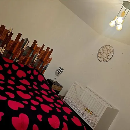 Aux P'tits Cabris Hébergement de vacances *