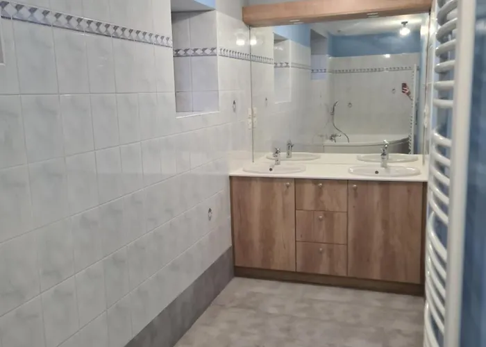 Aux P'tits Cabris Semesterbostad *